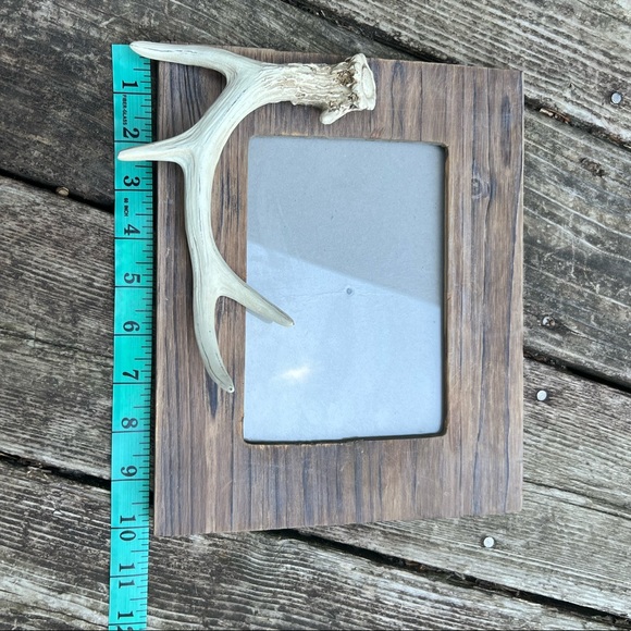 5x7 Wood Picture Frame with Faux Deer Antler - Picture 4 of 11